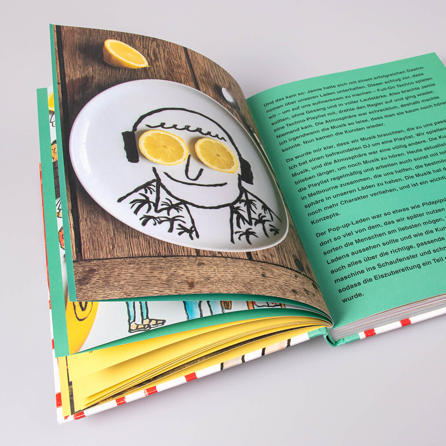 Aufgeschlagenes Buch Pidapipó